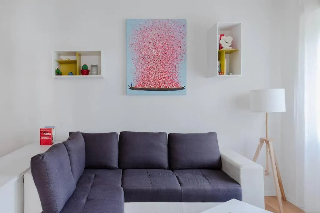 Stupendo Appartamento In Quartiere Residenziale Rome Apartment