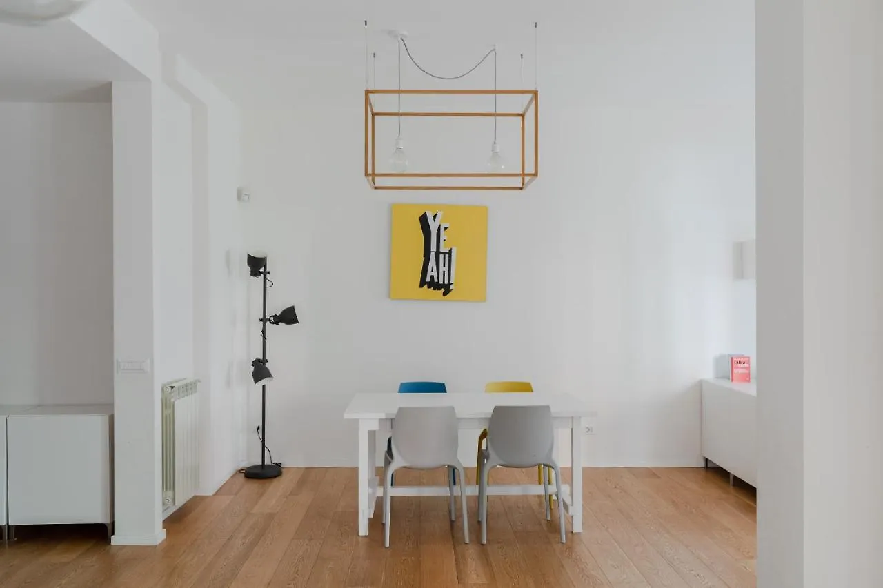Stupendo Appartamento In Quartiere Residenziale Rome